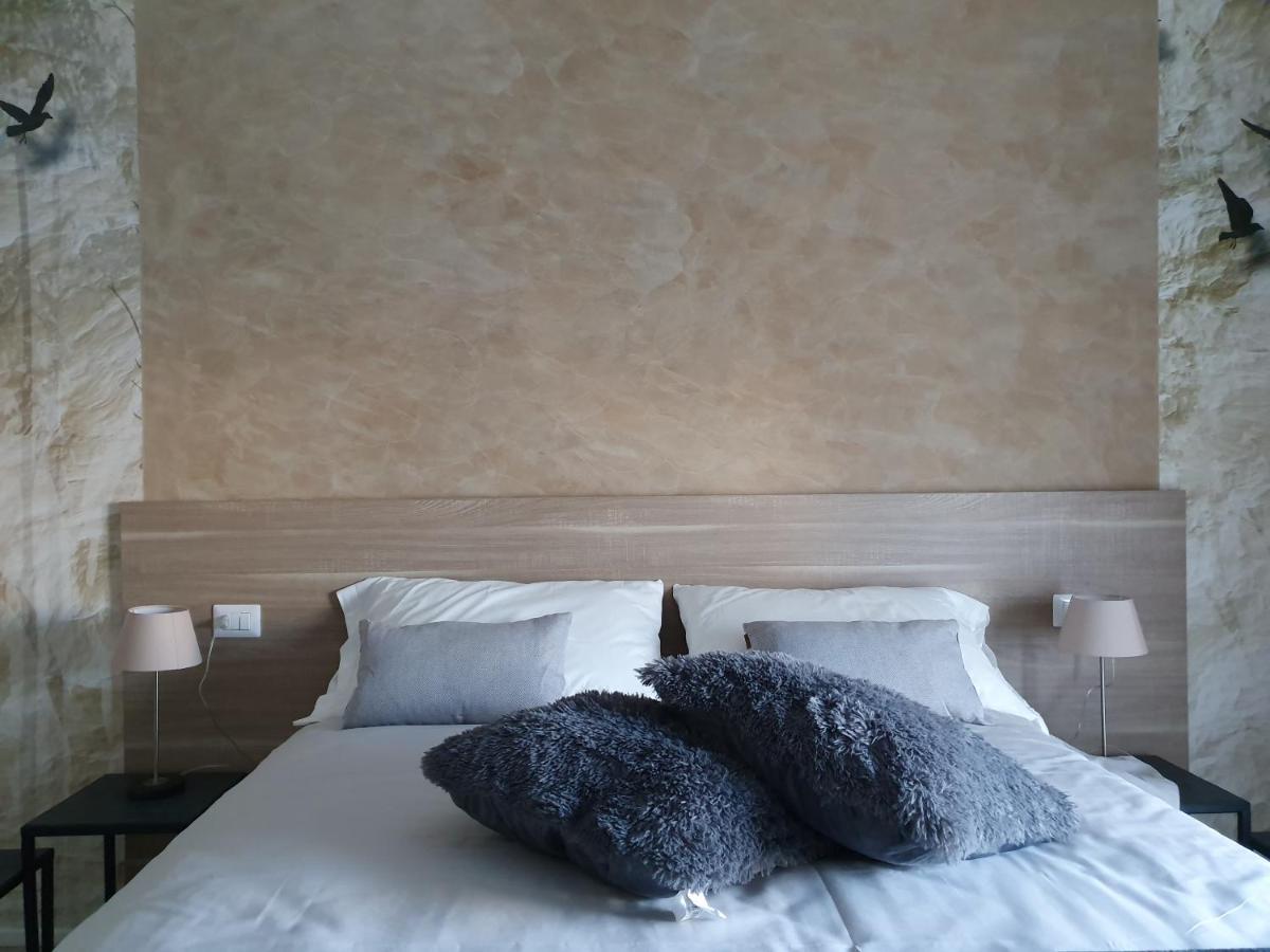 Interno 6 Via Cugia 5 * Cagliari